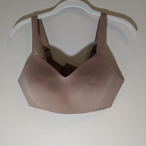 Lululemon hold true bra 36C